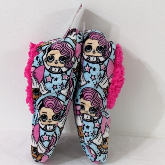 NWT Girls L.O.L. Surprise! Fuzzy Baba Slipper Socks , Size: S/M, Shoe Size: 8-13 - Picture 2 of 4